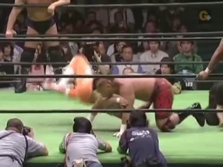 kazuchika okada hiroyoshi tenzan vs. akihiko ito kenta kobashi - noah global tag league - 06 05 2009